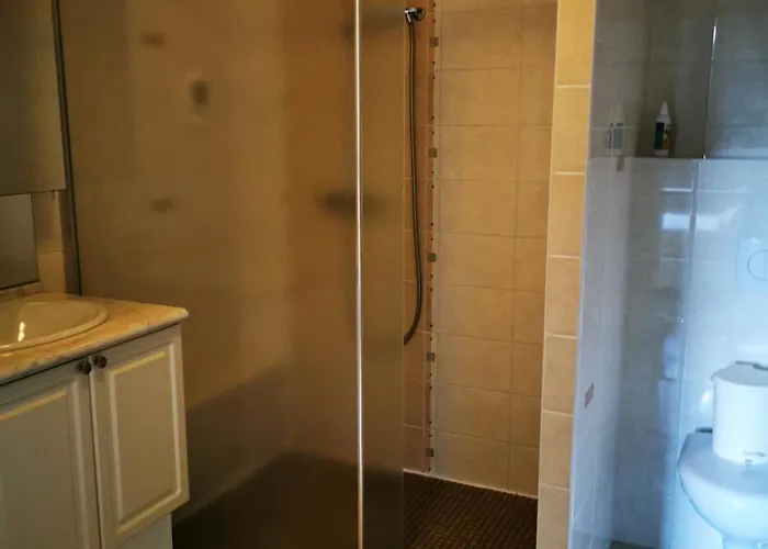 Chez Elodie Homestay *